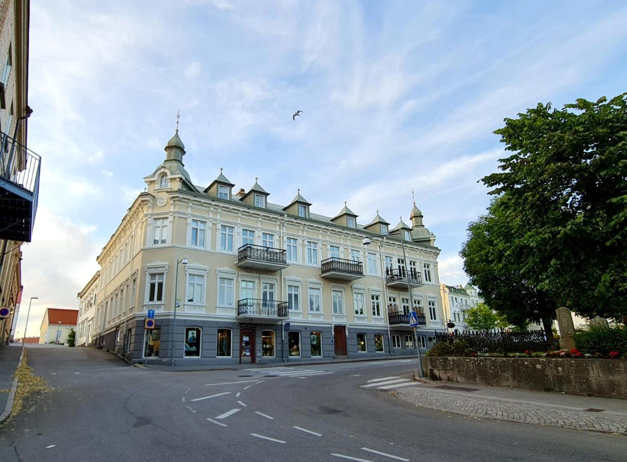 Cozy Apartment In The City Center Of Stroemstad Stromstad Exterior photo